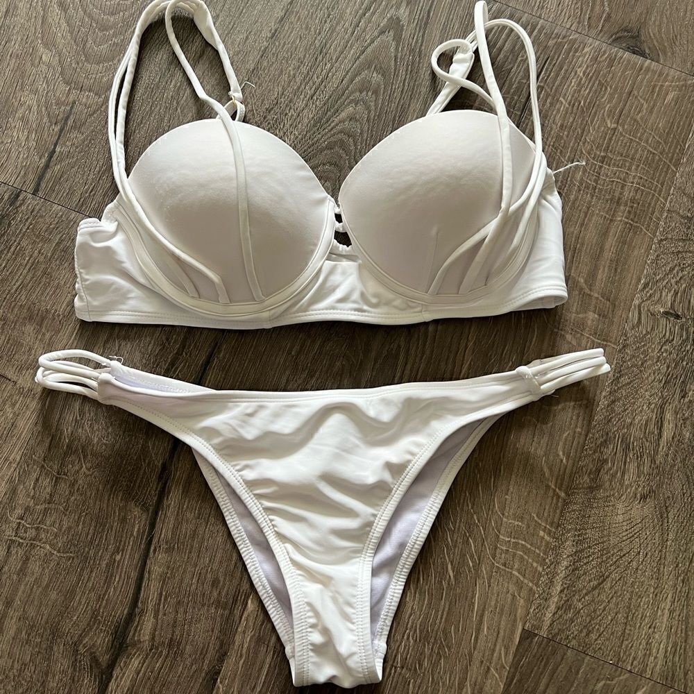 Adore me Women swimming bikini Size L